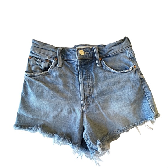 MOTHER The Tomcat Kick Fray Short in I Confess Color:I Confess Size 24 - Picture 3 of 10